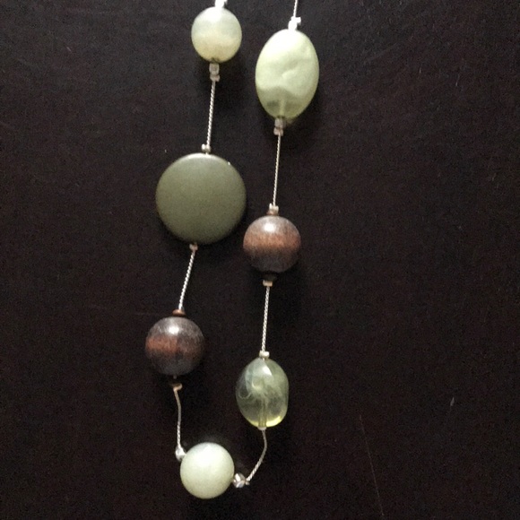 Long beaded necklace - Picture 2 of 4